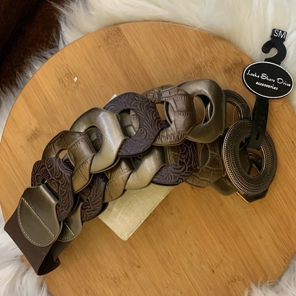 Lake Shore Drive | NWT Statement Moto Metal Stretch Panel Belt S / M - Picture 1 of 13